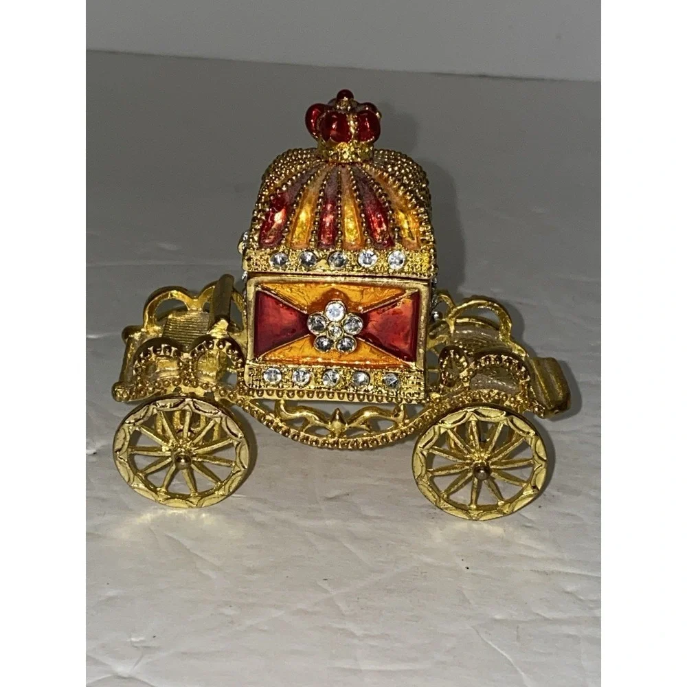 Jeweled Chariot Trinket Jewelry Display Box - Picture 6 of 11